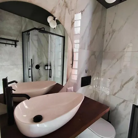 Boutique Apartment Milano Zanella Exterior photo